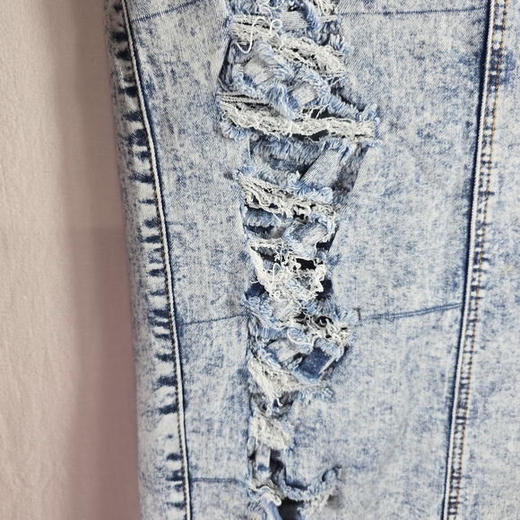 Blue Savvy Jeans Denim Destructed Skirt Size Medium Y2K Acid Wash - Picture 4 of 8